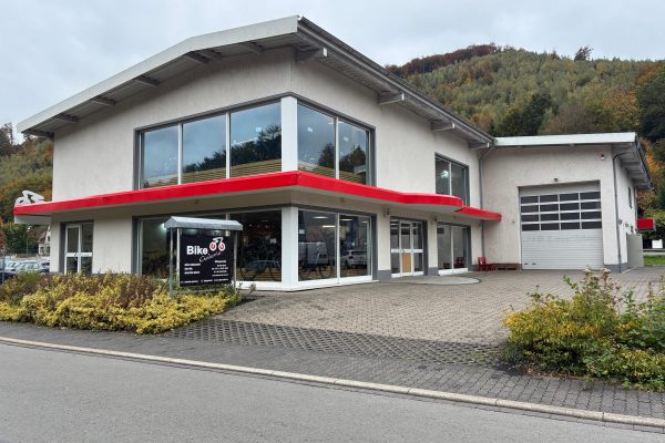 WhatsApp Image 2025-12-09 at 17.02.45